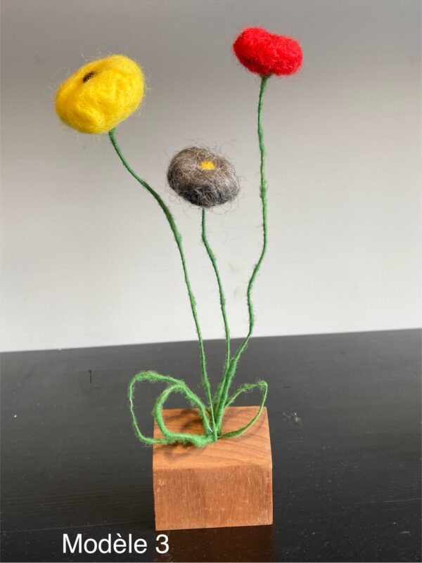 Fleurs en laine feutrée – Image 4